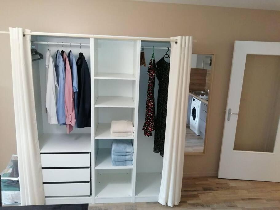 Studio 5 Min Du Centre Et De La Gare Yvetot Zewnętrze zdjęcie